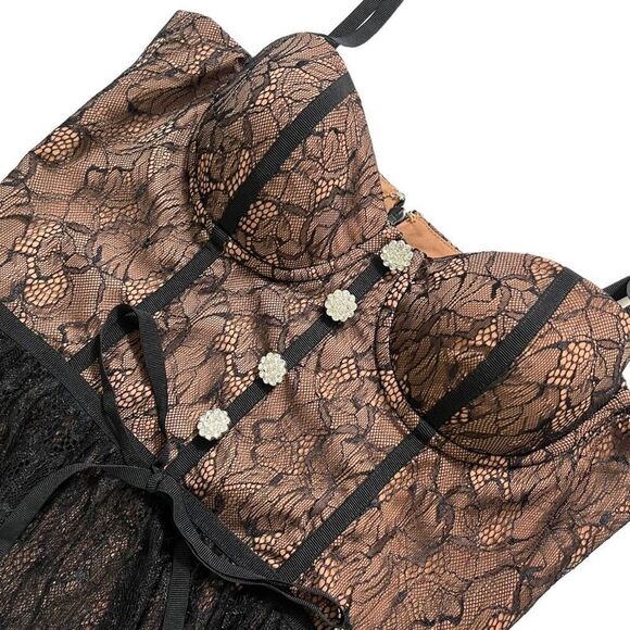 MAJORELLE Carley Mini Dress in Black‎ - Picture 4 of 11